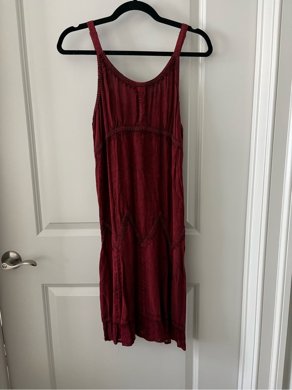 Sleeveless Wine Midi Dress with Crochet Trim